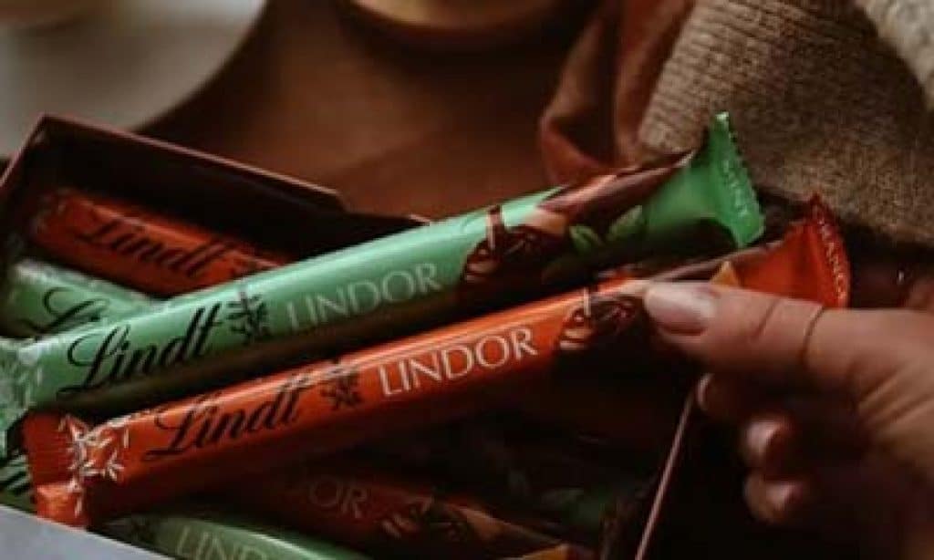 Free Lindt LINDOR Orange or Mint chocolate bar - Get me ...