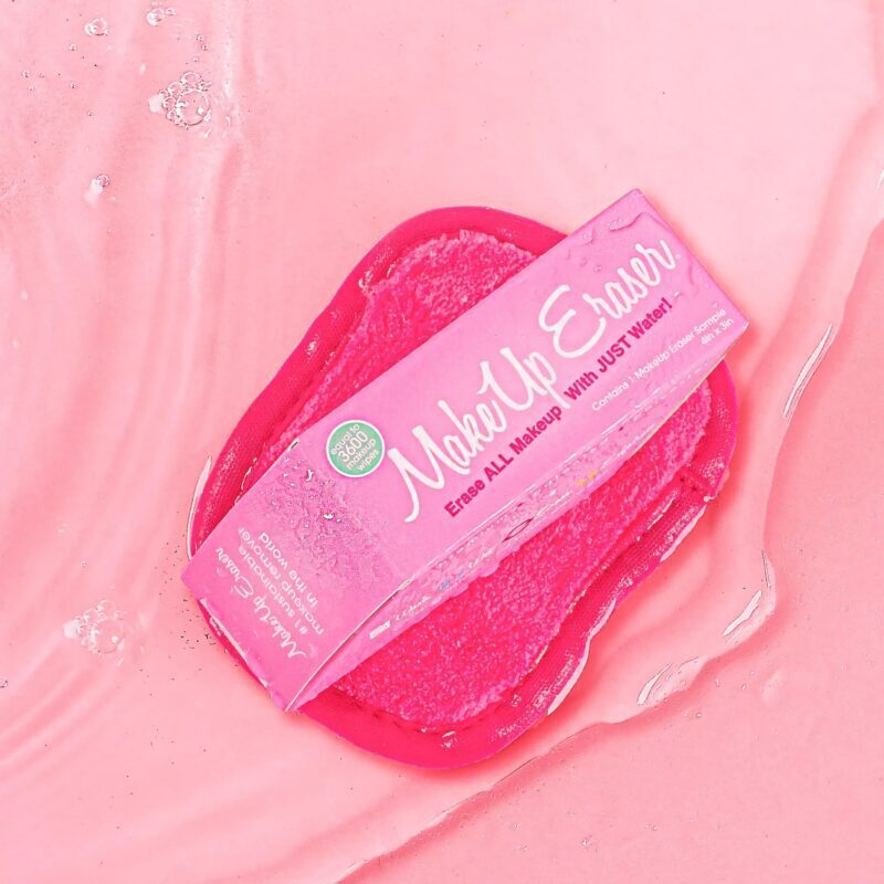 order a free reusable makeup eraser sample to remove makeup in sustainable way