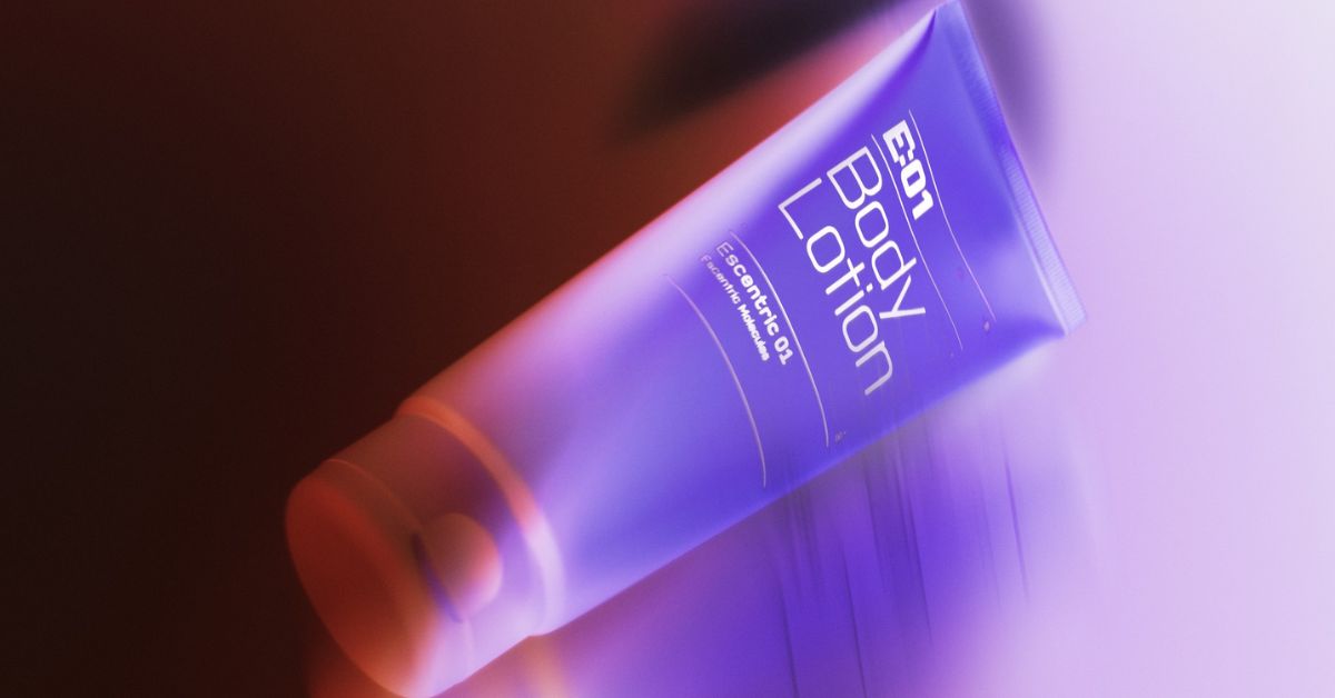 Escentric Molecules Body Lotion sample