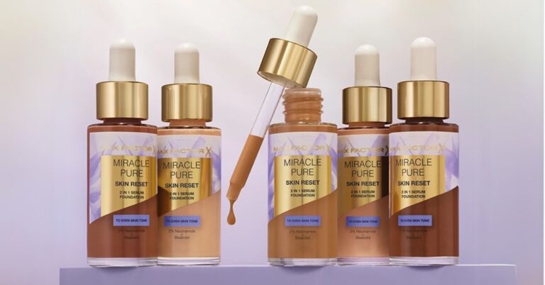 Max Factor Skin Reset Serum Foundation Sample